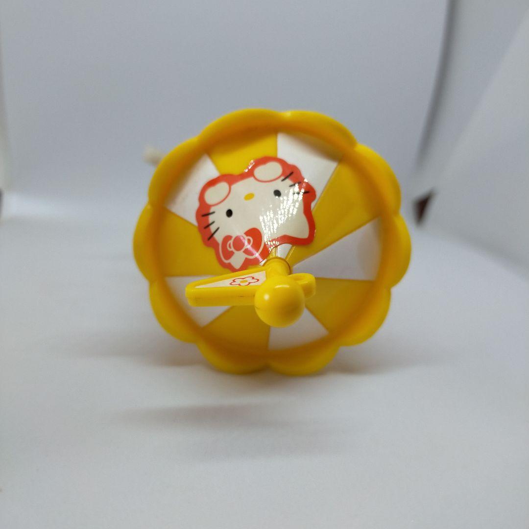 キティ メリーゴーランド 動くおもちゃ イエロー