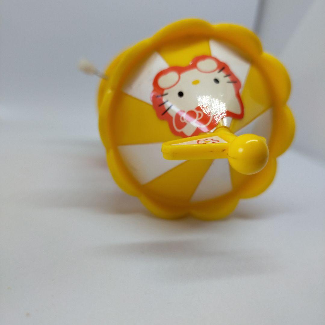 キティ メリーゴーランド 動くおもちゃ イエロー