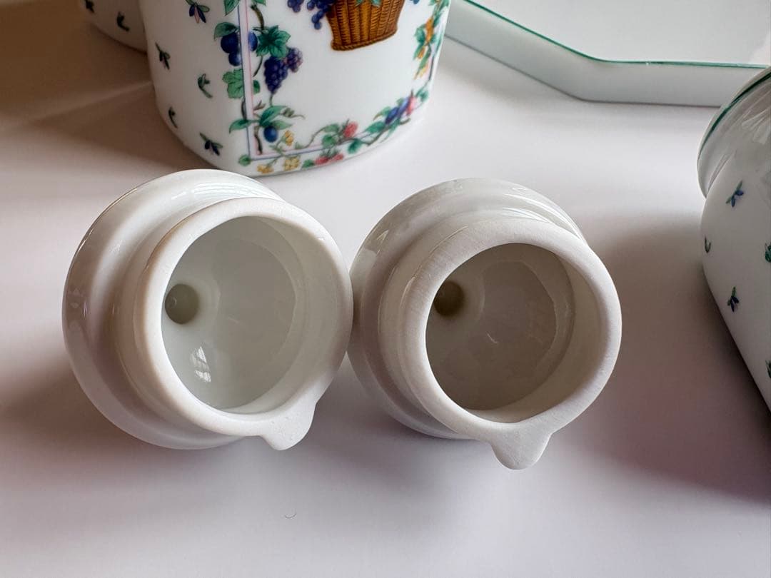 新品未使用 花柄陶器 調味料セット