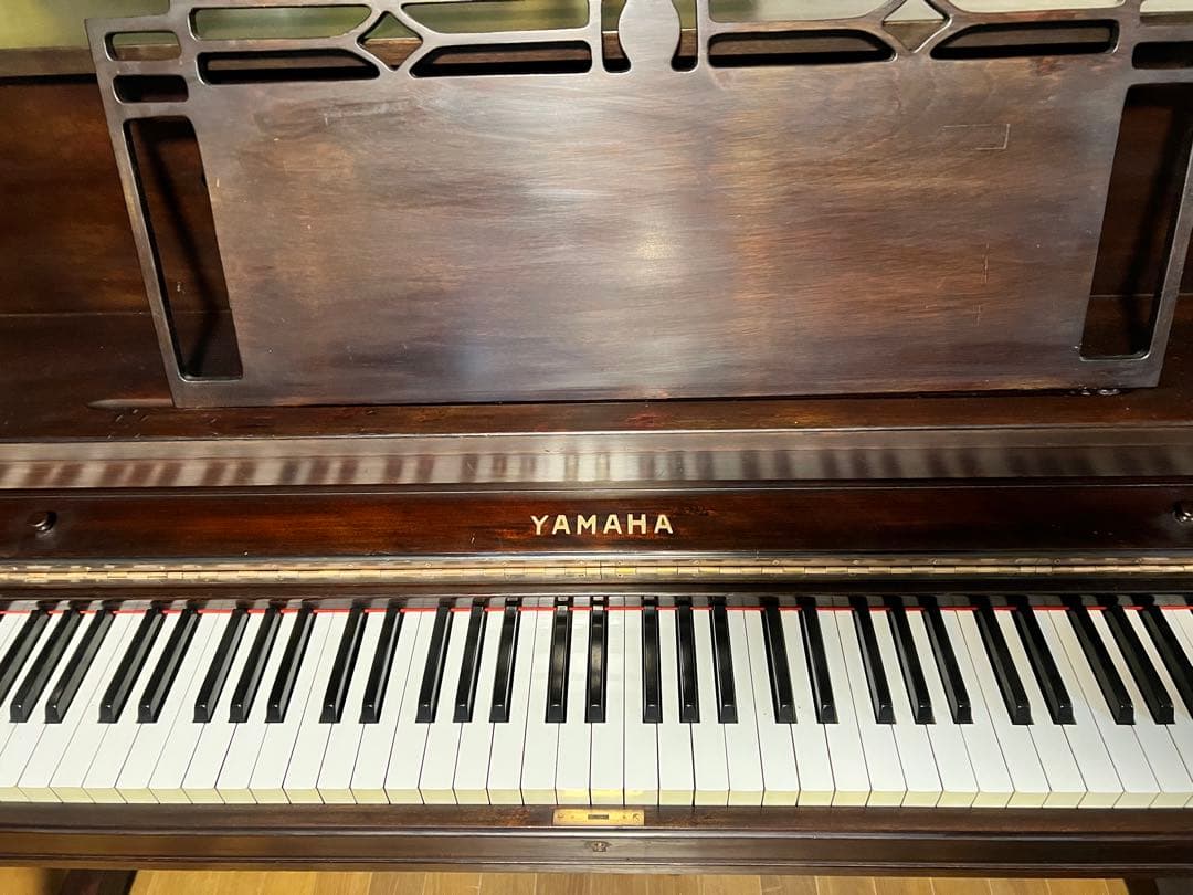 YAMAHA アップライトピアノ ダークブラウン