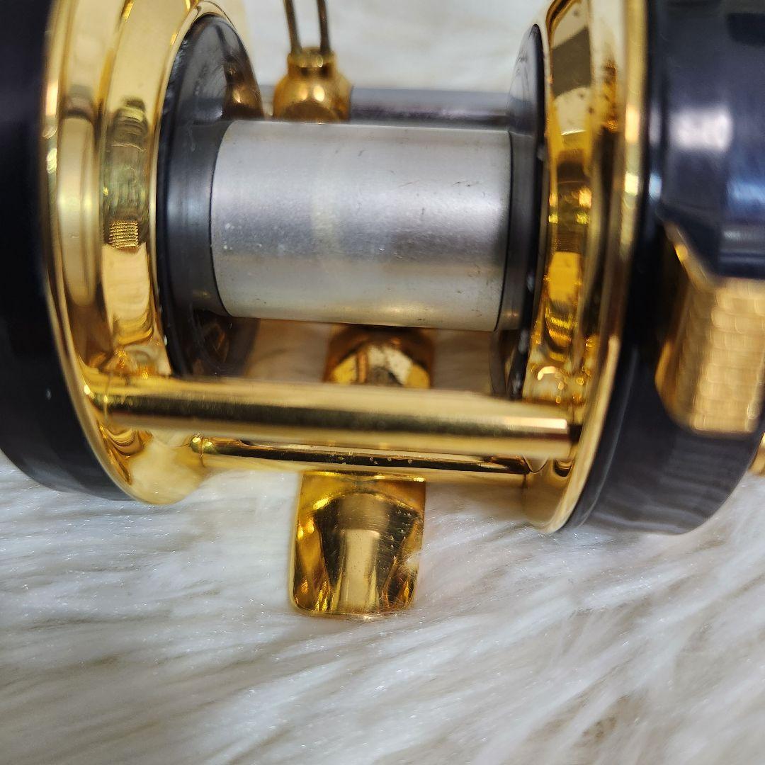 【美品】ABU Ambassadeur 5000C De Luxe 木箱 革袋付