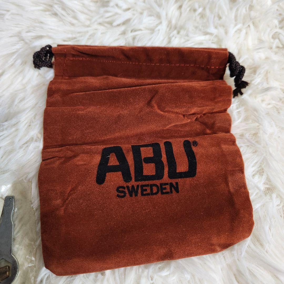 【美品】ABU Ambassadeur 5000C De Luxe 木箱 革袋付
