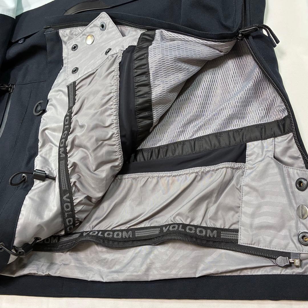 美品 VOLCOM ボルコム スノーボードウェア BRIGHTON プルオーバー