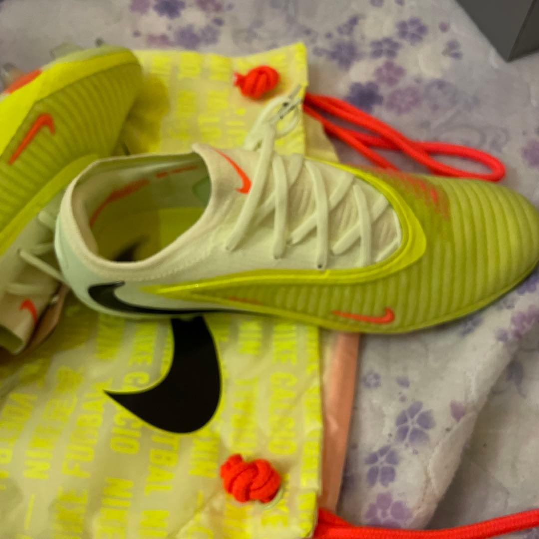 NIKE PHANTOM サッカーシューズ　fg新品未使用　トップモデル
