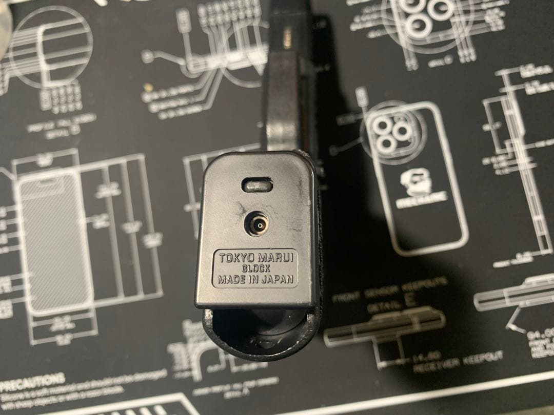 r*o様 東京マルイ Glock 18C ガスブロガン 9x19 光学サイト搭載