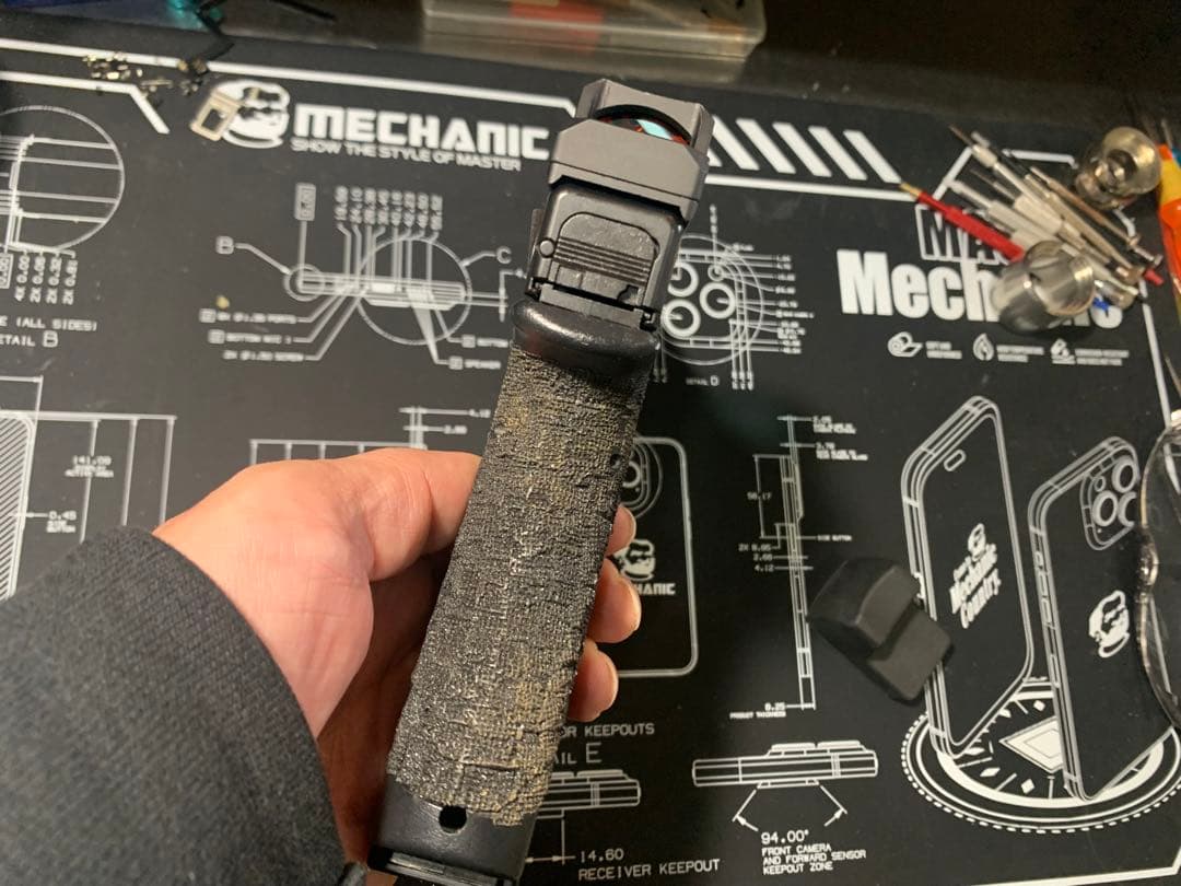 r*o様 東京マルイ Glock 18C ガスブロガン 9x19 光学サイト搭載