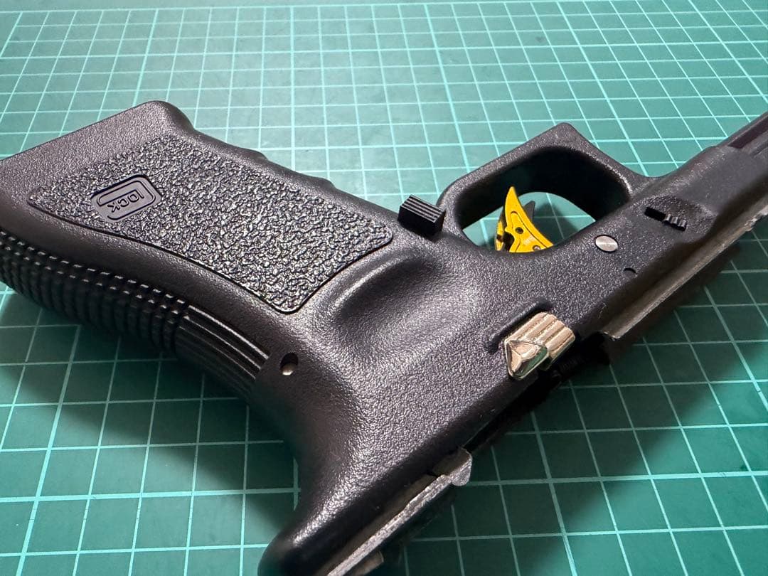 東京マルイGlock G18フレーム ユニット　ブラック