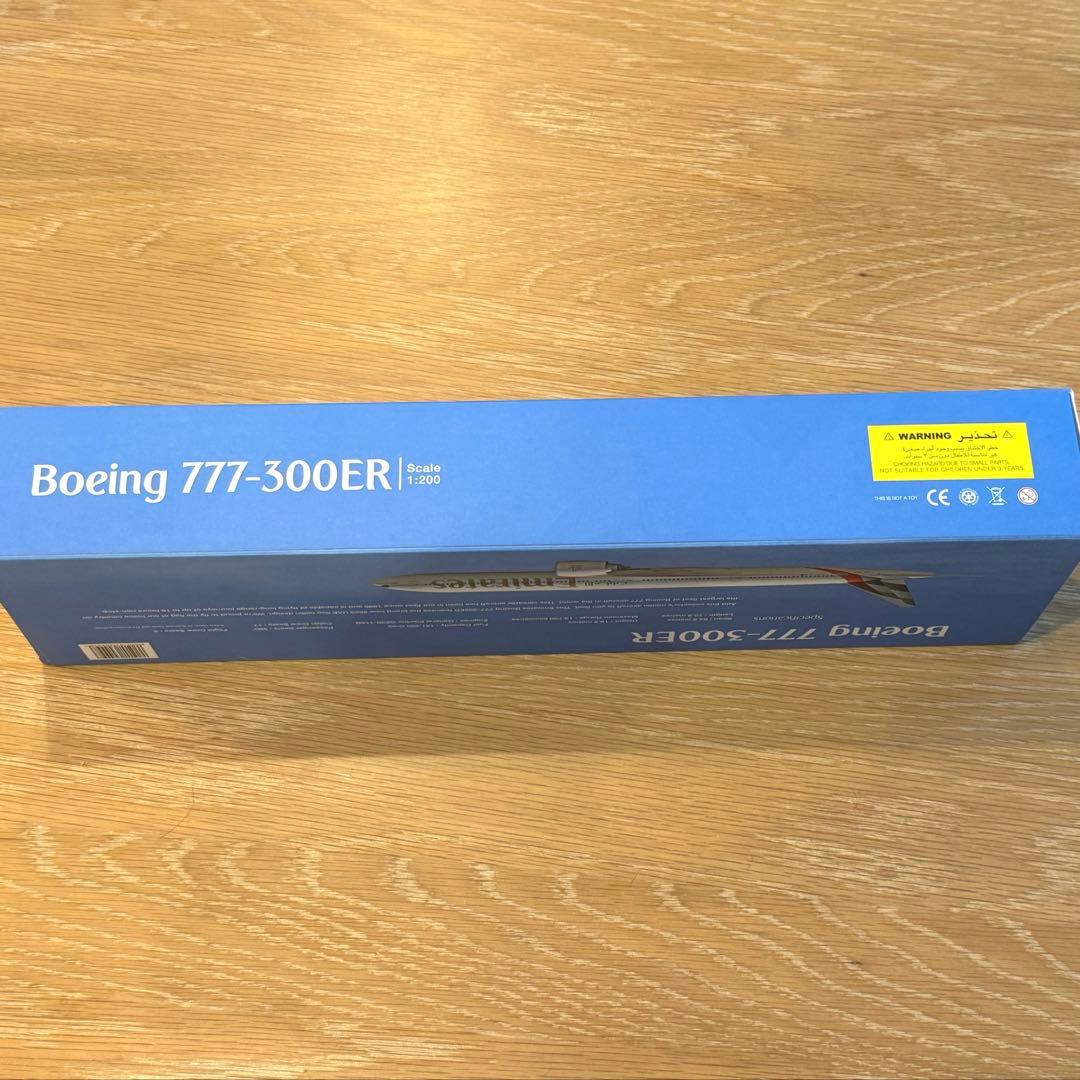 Boeing777-300ER scale1:200 模型