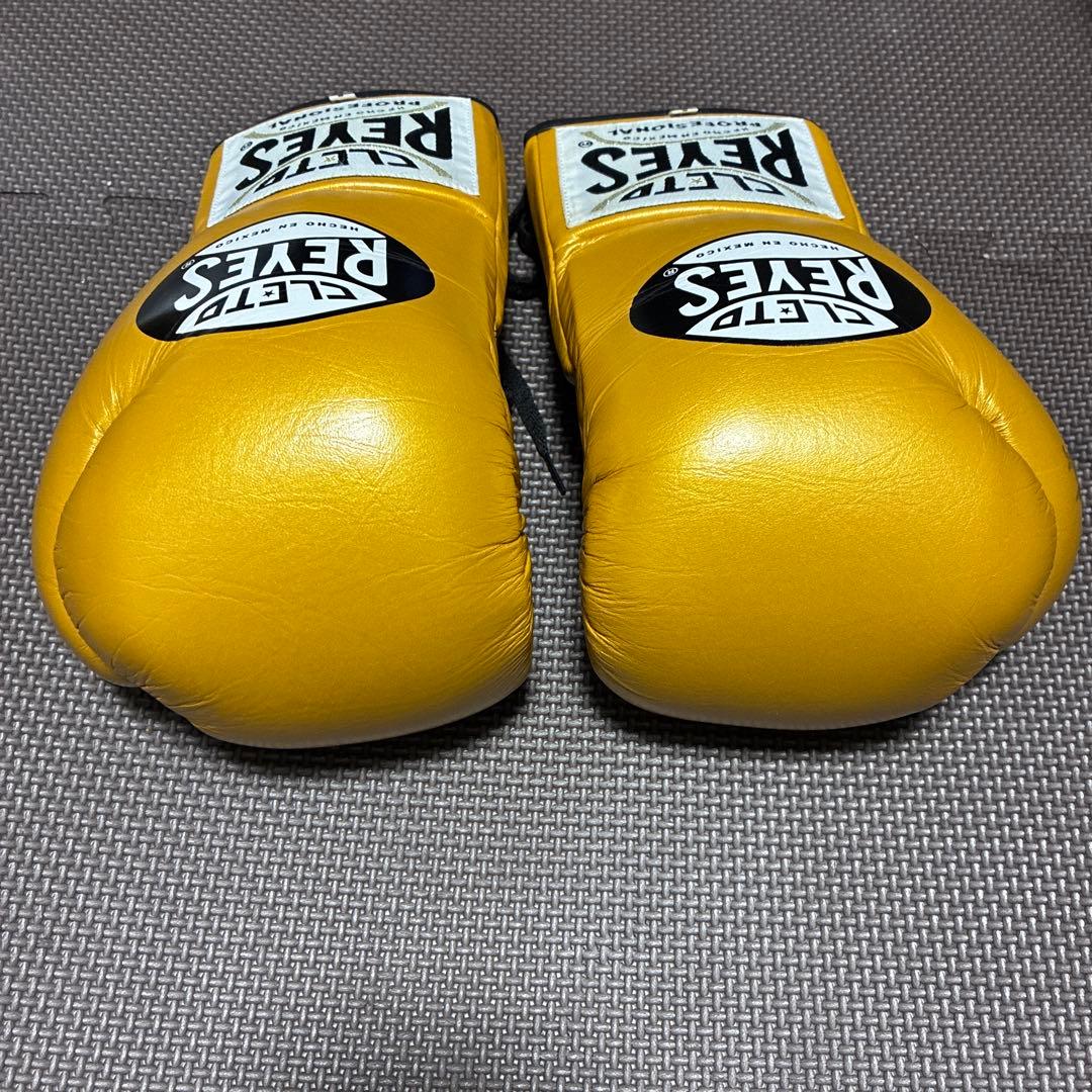 CLETO REYES レイジェス ボクシンググローブ 試合用8オンス