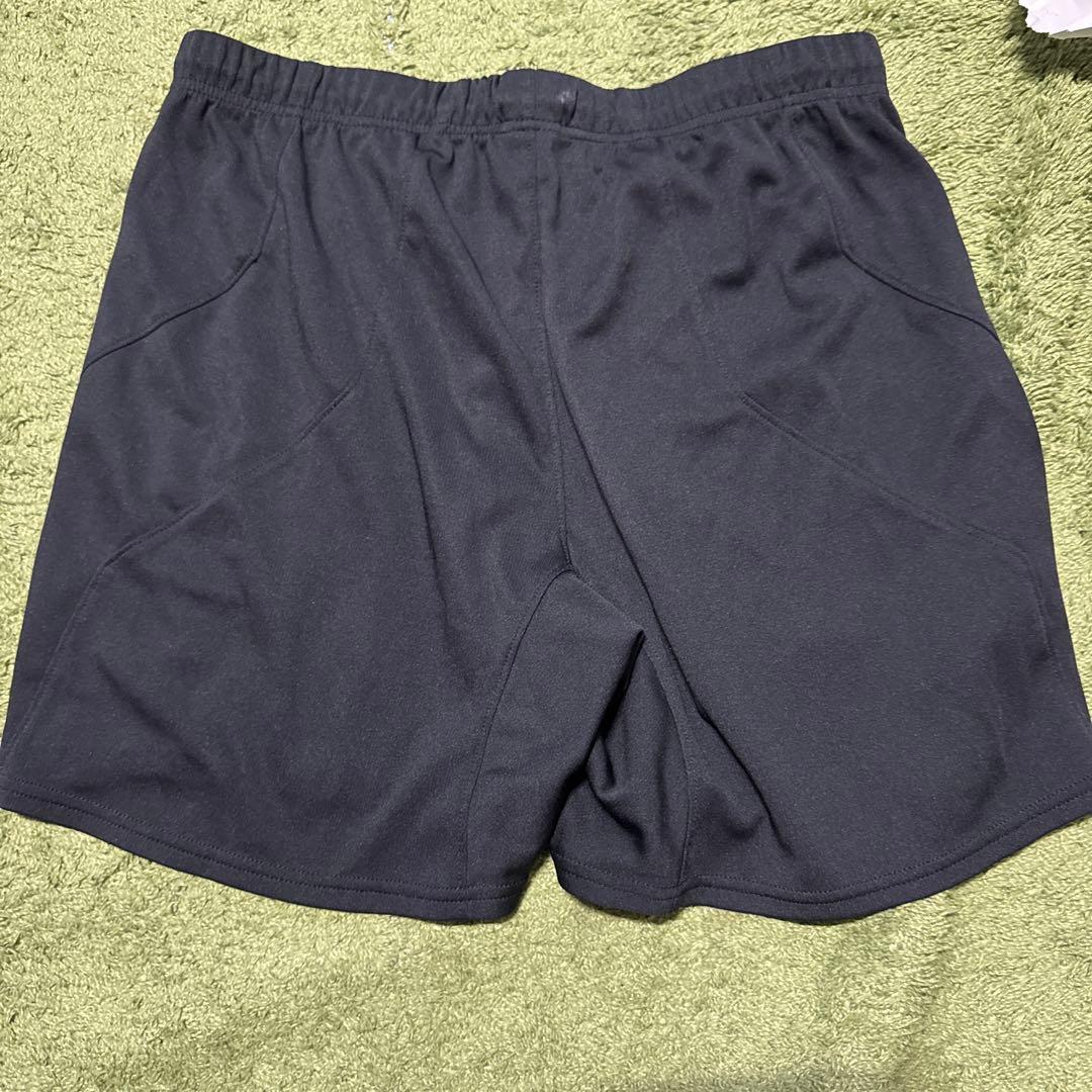 アシックス 黒 バレーボールパンツ 7番