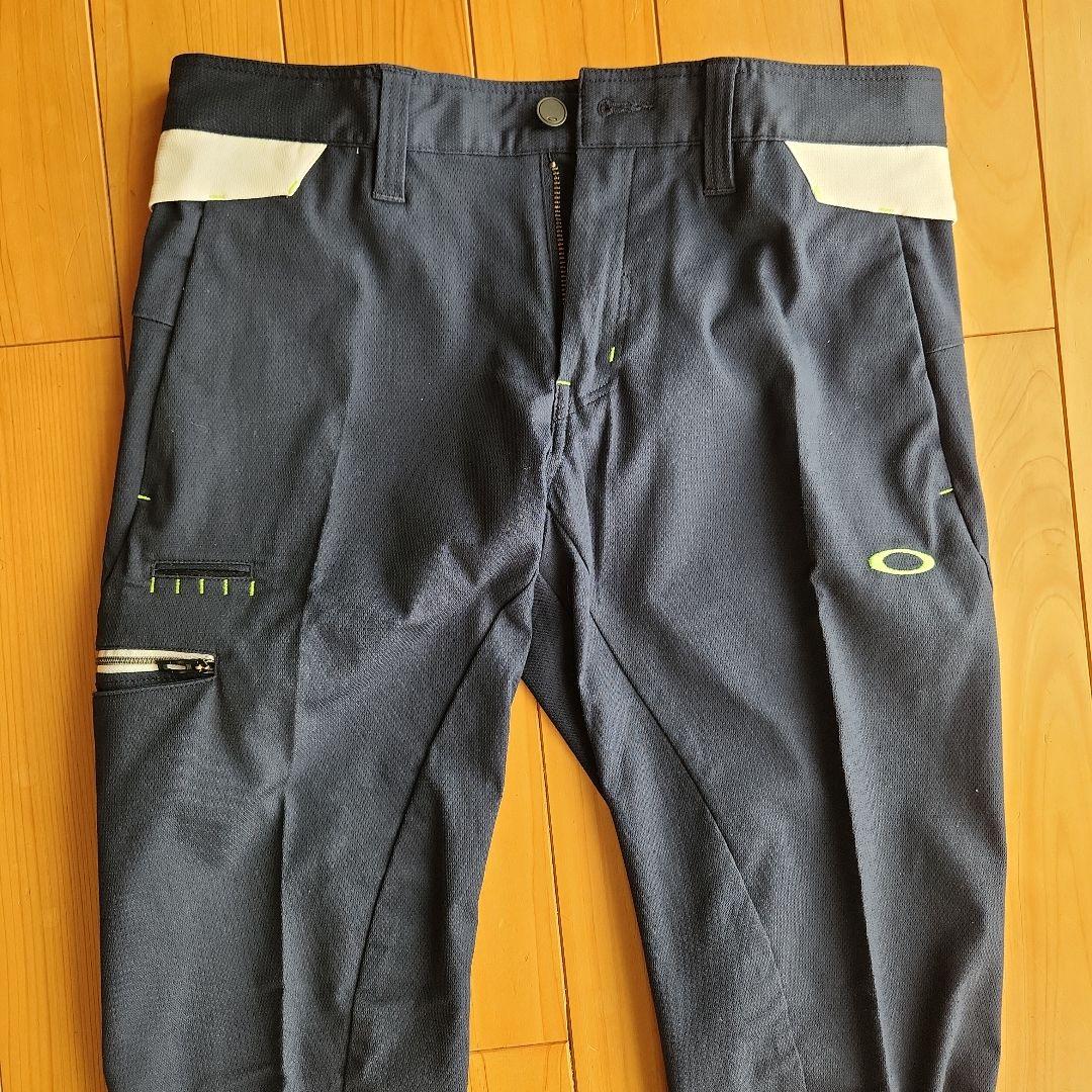 OAKLEY　ネイビー　ゴルフパンツ　32