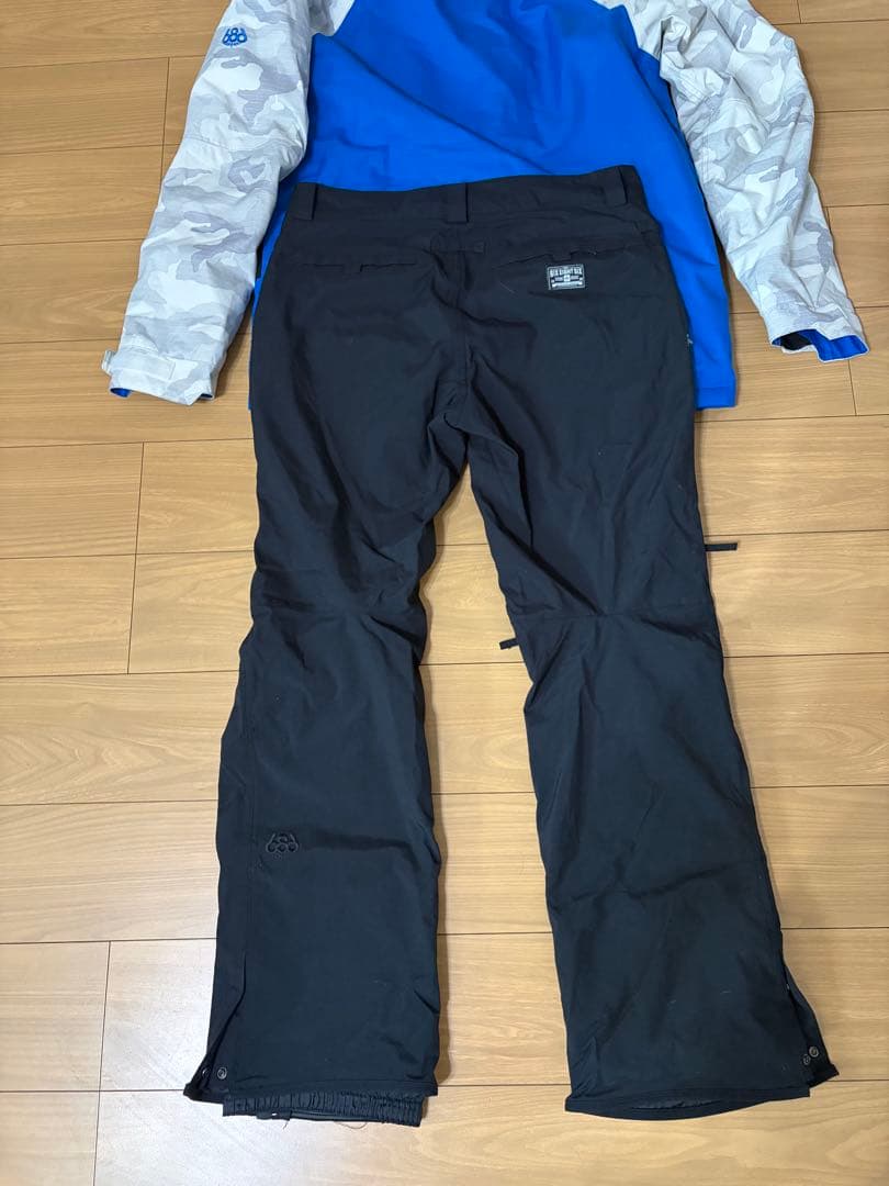 スノボ　ウェア　686