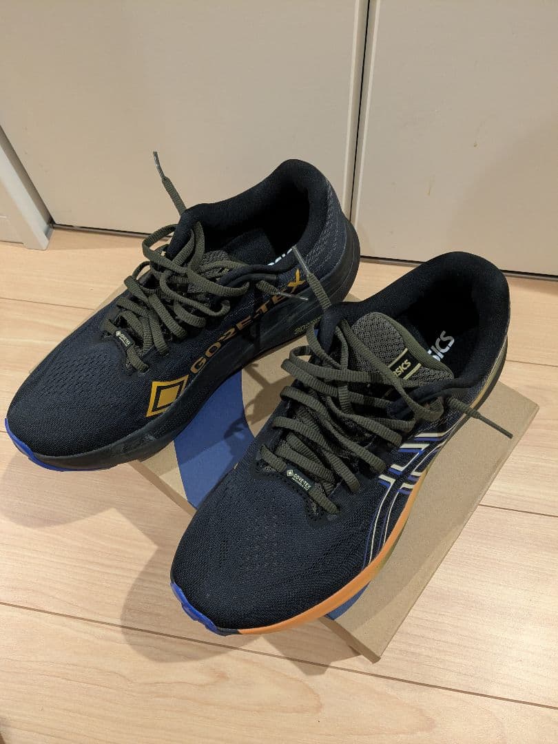 ASICS GT-2000　14GTX　サイズ27　メンズ