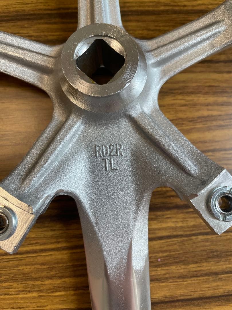 未使用品　スギノ　スクエアテーパー　クランク　RD2