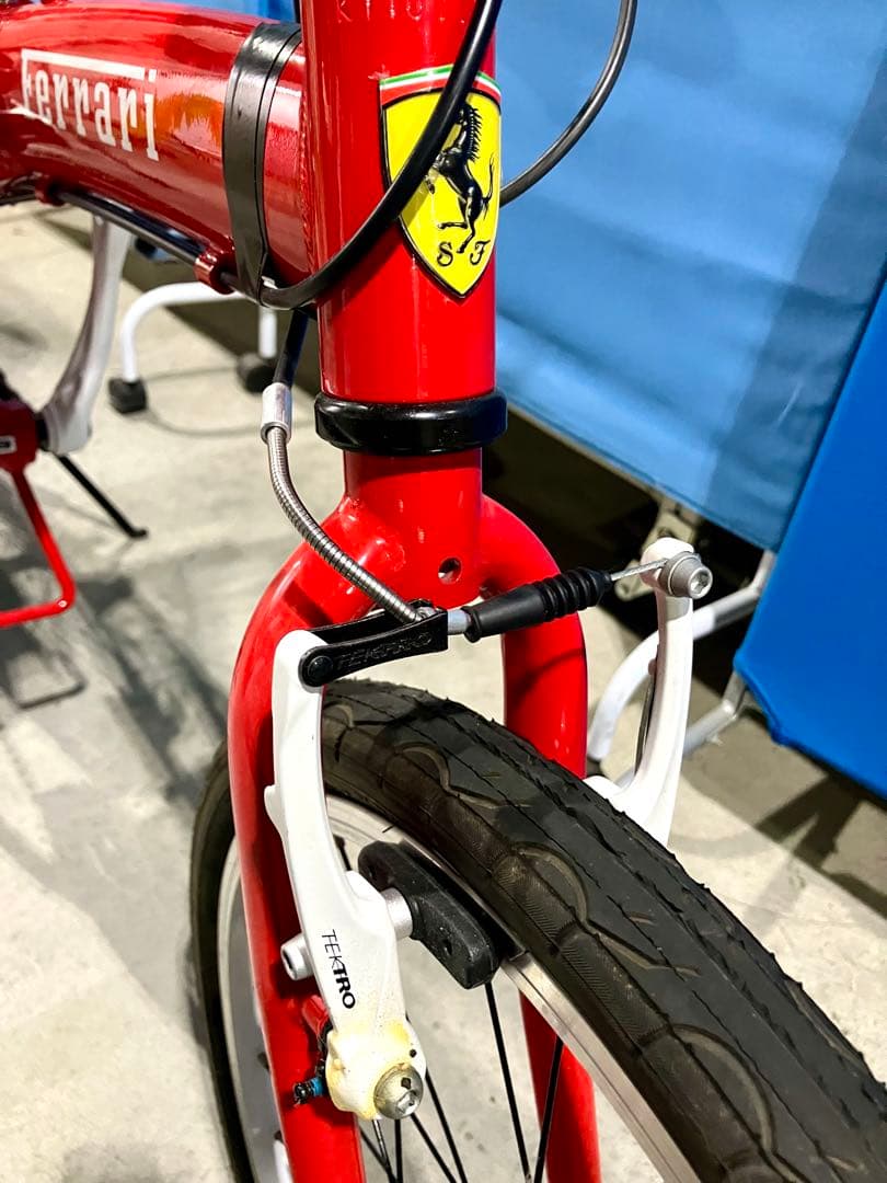 フェラーリ Ferrari 折りたたみ自転車 20インチ