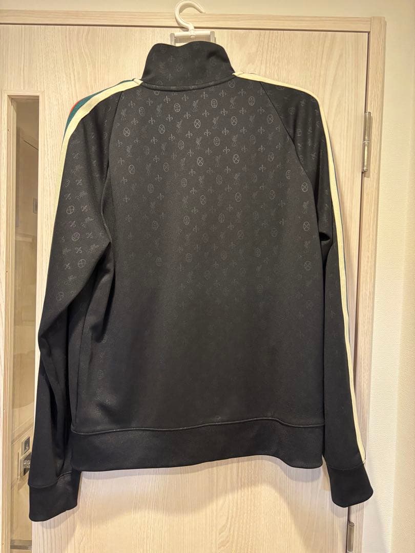 NIKE リバプール　トラックジャケット　Mサイズ