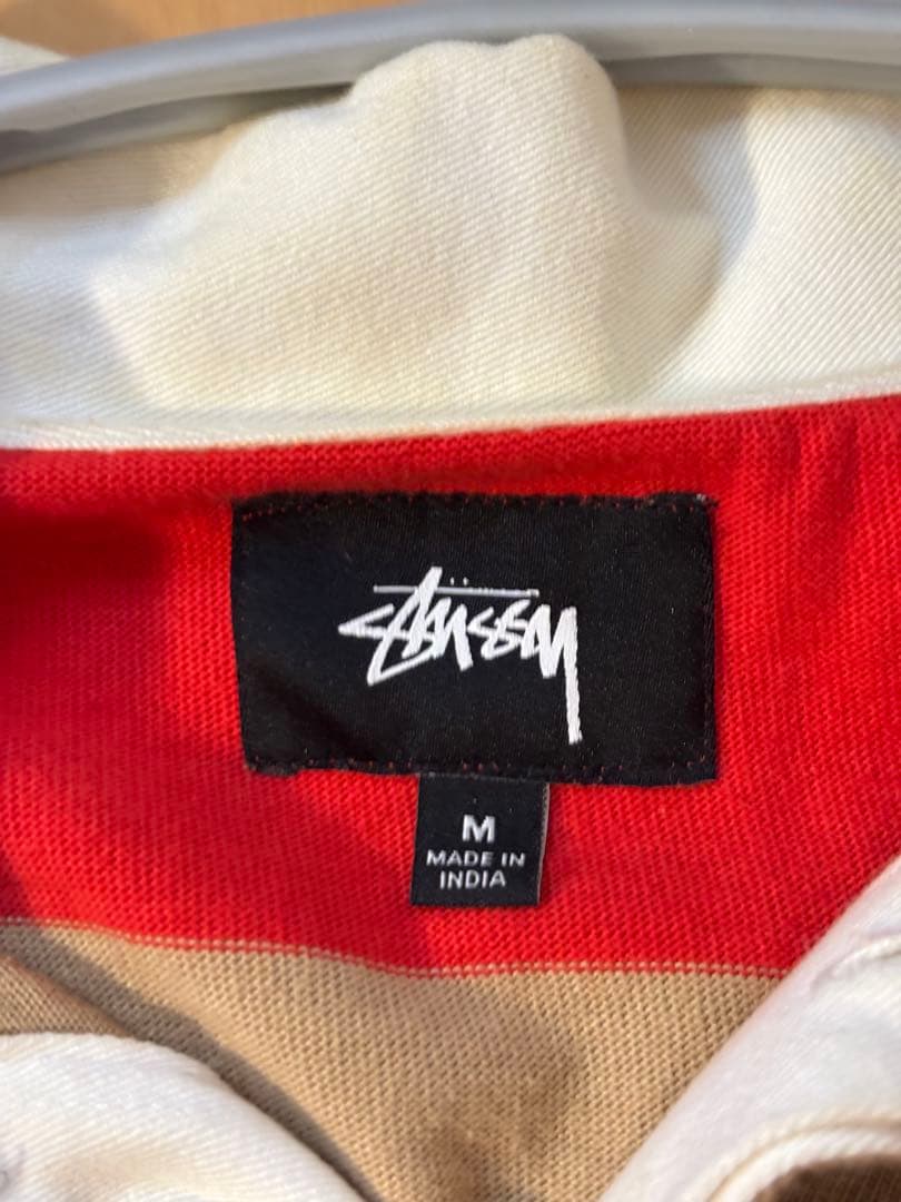 【菅田将暉】STUSSY ラガーシャツ M 赤×ベージュ 太ボーダー 刺繍ロゴ