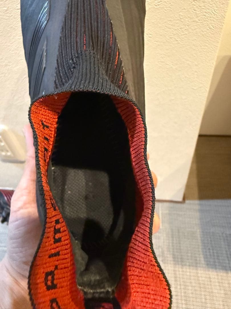 adidas Predator 紐なしモデル　25.0