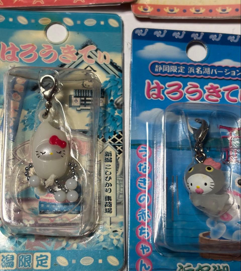 ハローキティ　ご当地ファスナーマスコット、根付け11個セット