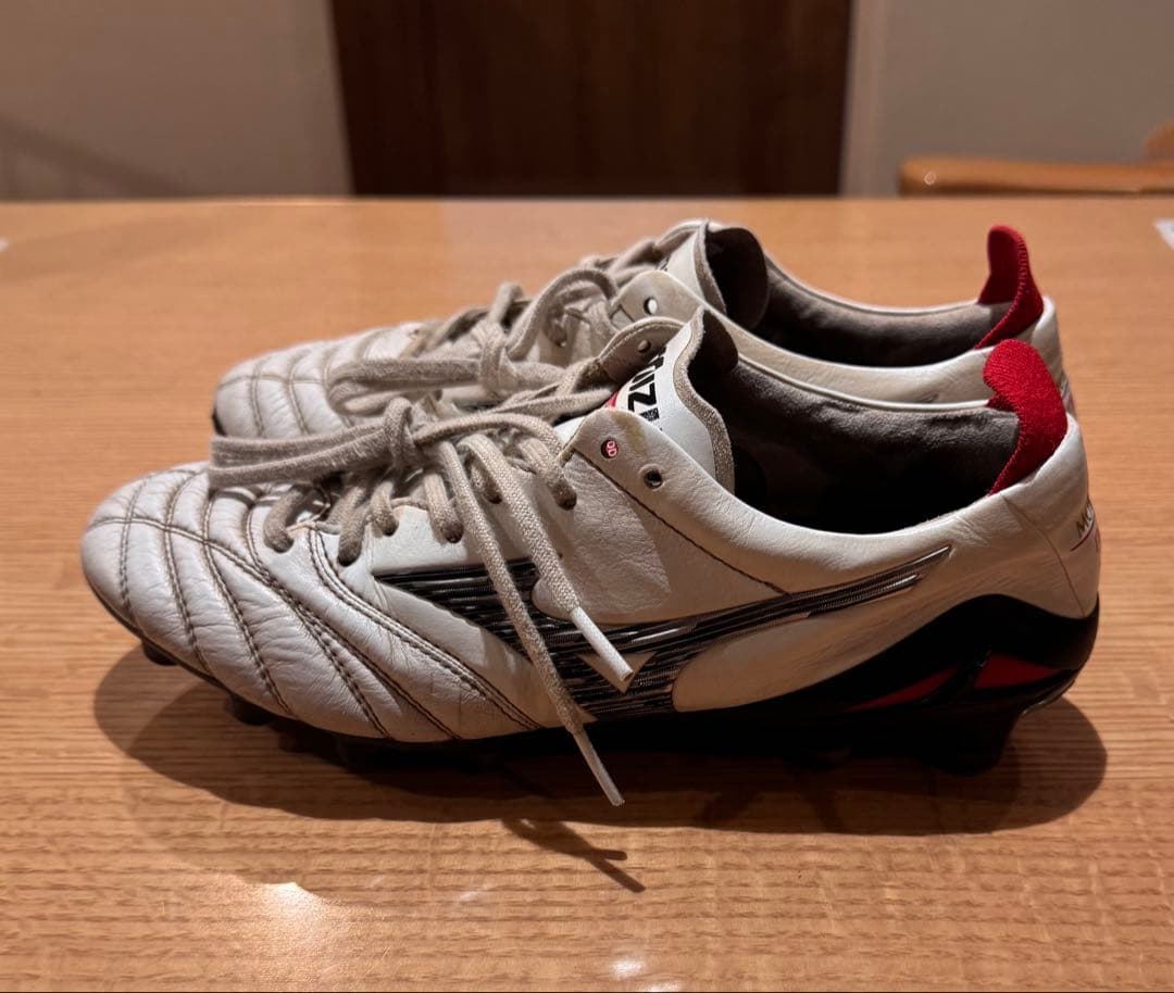 Mizuno モレリアネオ4 24センチ