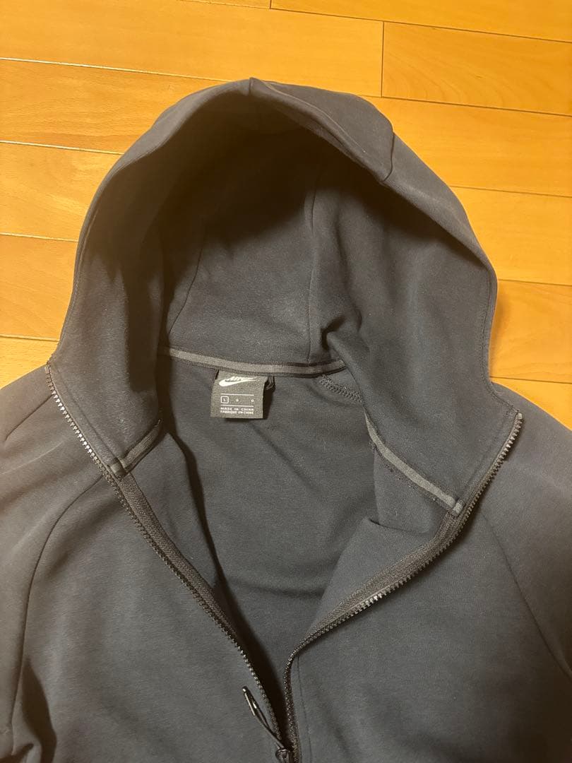 NIKE テックフリース ブラック Lジップアップパーカー　ナイキ　フーディッド