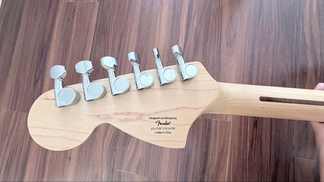 Squier by Fender Stratocaster ブラック