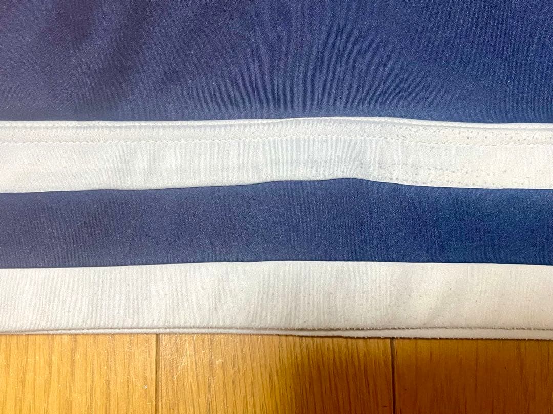 【新作・美品】LÝFT ブラトップ　Mサイズ　ボーダー　ネイビー　LYFT