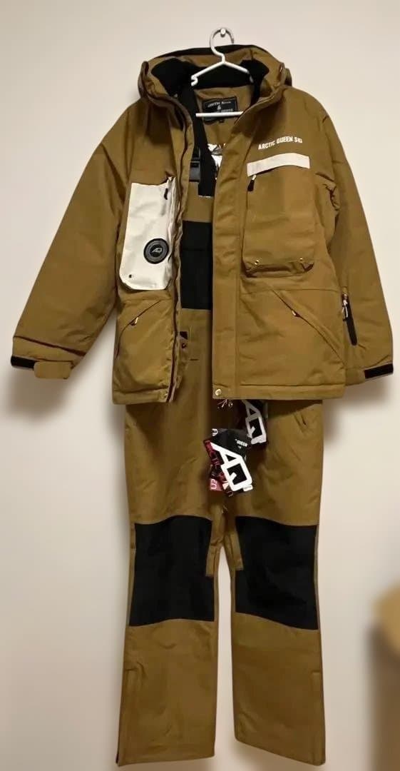 【新品】スキーウエア上下セット　ビブパンツ・ジャケットセット　M