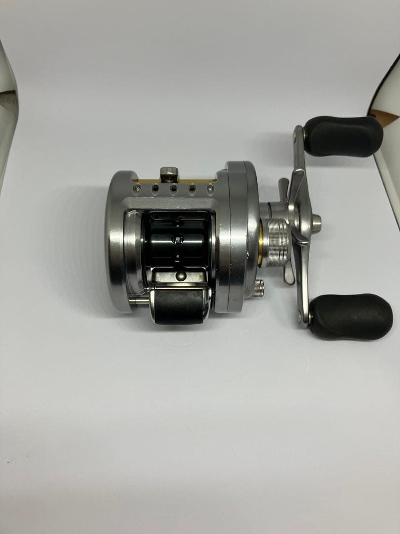 SHIMANO 09 カルカッタコンクエスト 200DC 02281 動作良好