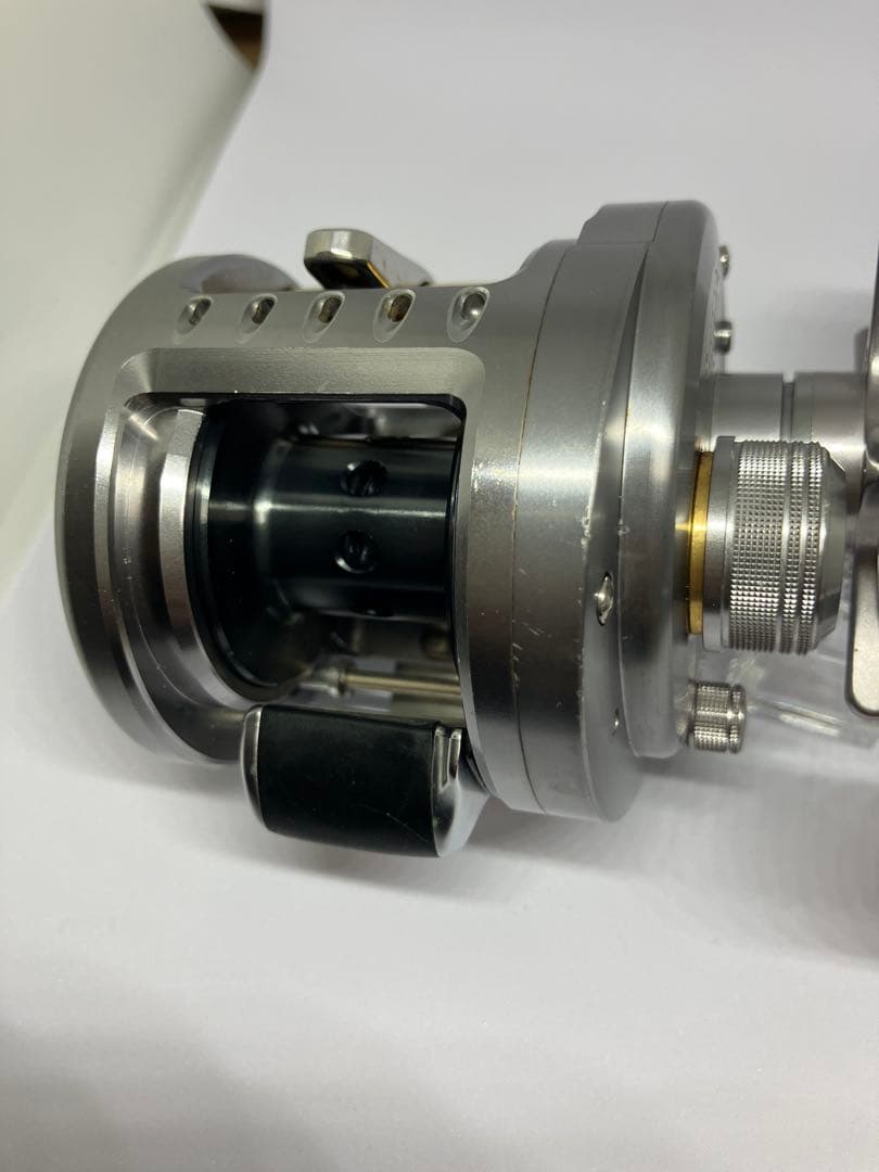 SHIMANO 09 カルカッタコンクエスト 200DC 02281 動作良好