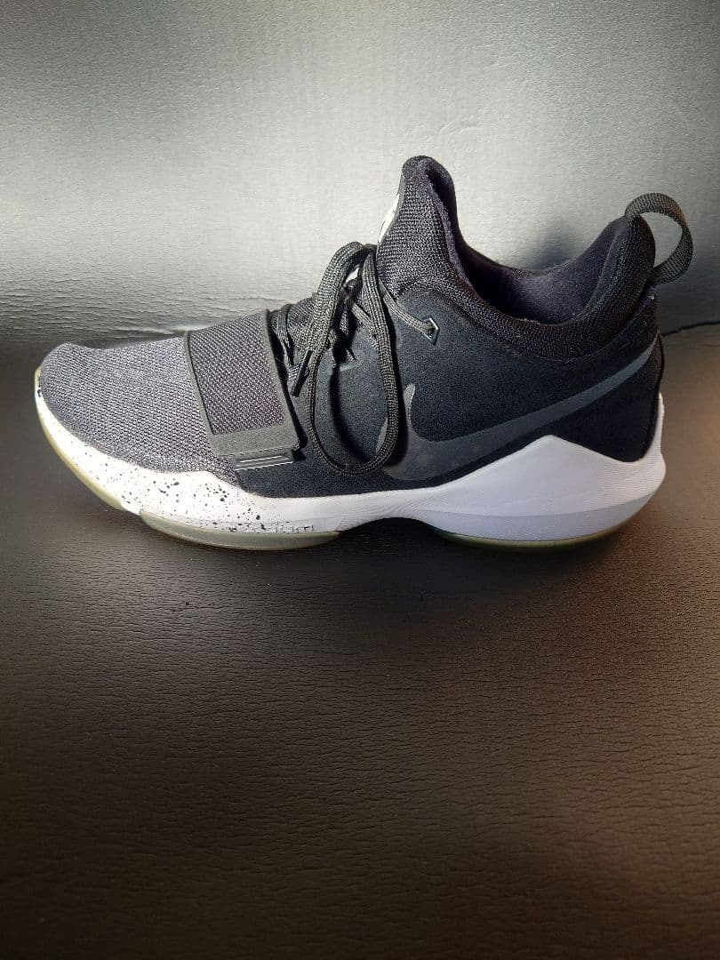 シューズ(男性用) NIKE PG1
