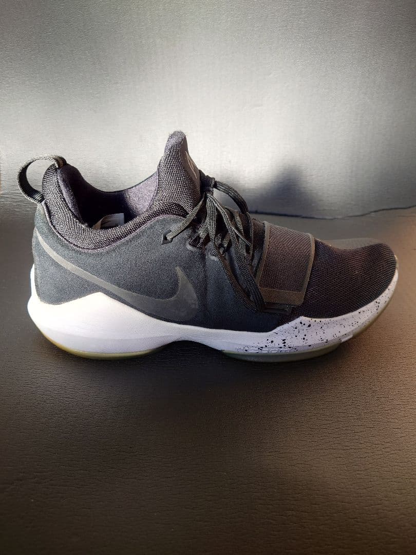 シューズ(男性用) NIKE PG1