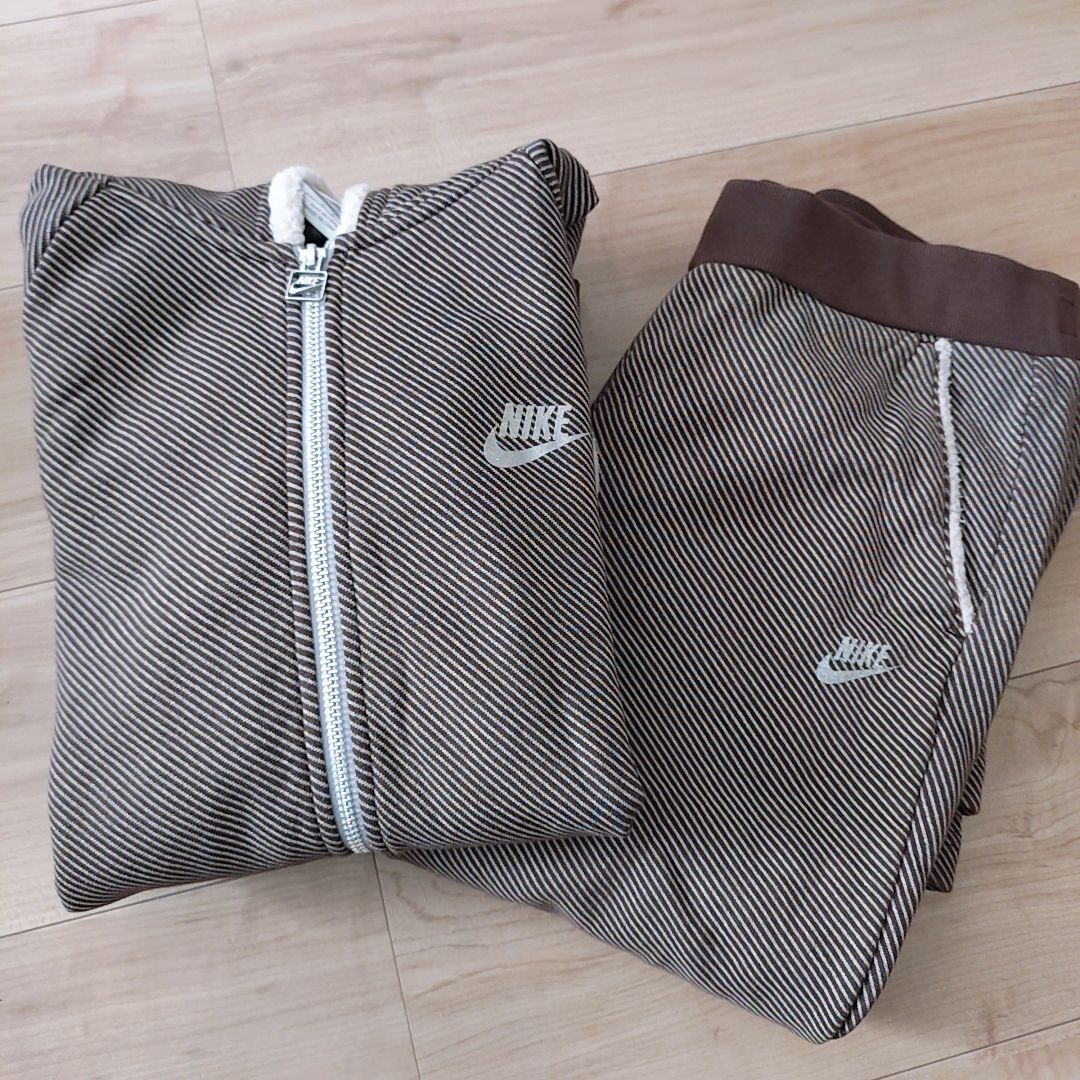 Nike ブラウンスウェット　上下セット 　Lサイズ　銀タグ
