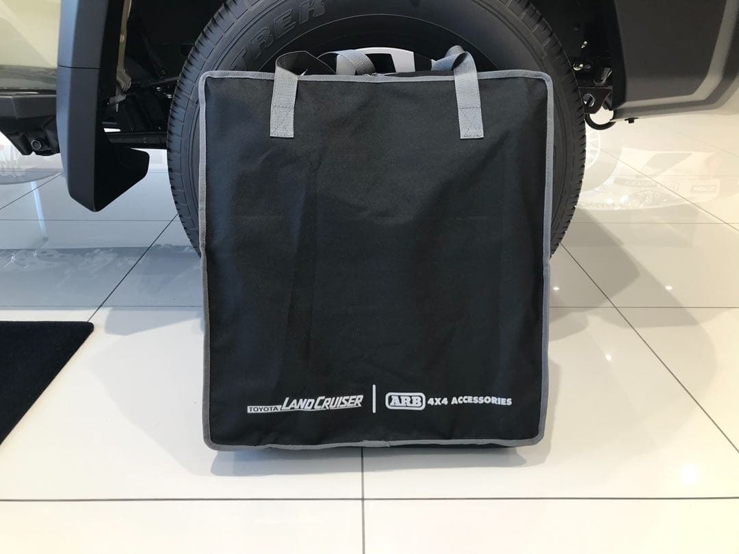ランクル×ARB LAND CRUISER アウトドアチェア