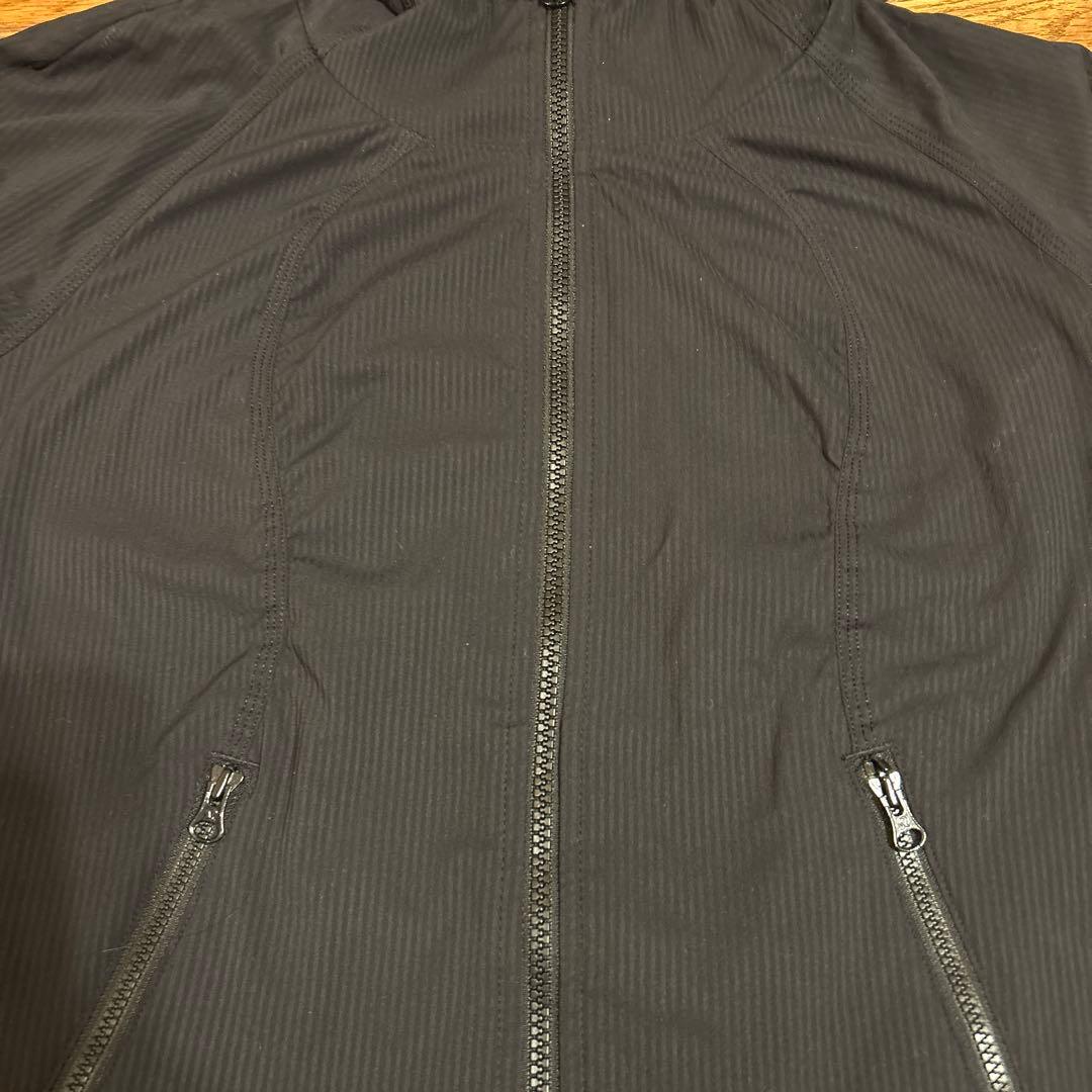 ルルレモン　lululemon リバーシブルフルジップパーカー　黒　サイズS M