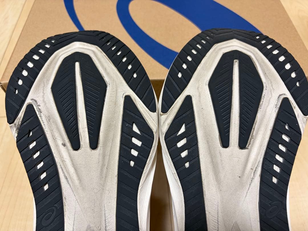 asics NOVABLAST5 ノバブラスト5 26.5cm USED品