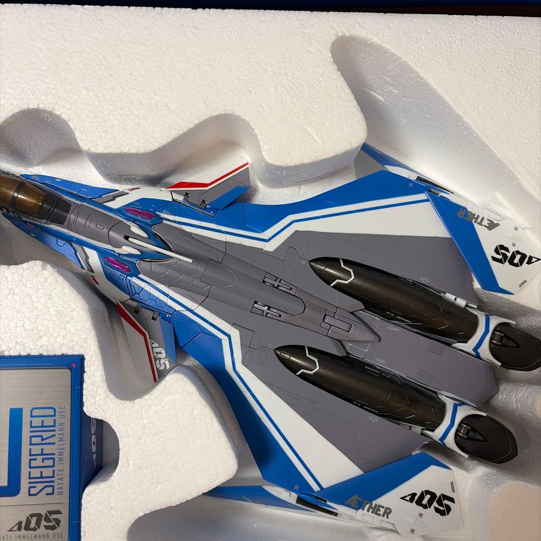 DX超合金 VF-31Jジークフリード（ハヤテ・インメルマン機）