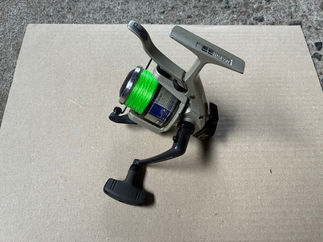 DAIWA スピニングリール 8点セット