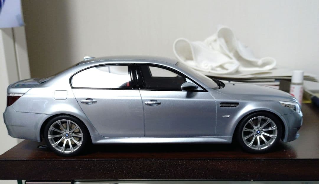 OttO 1/18  M5 E60　ミニカー