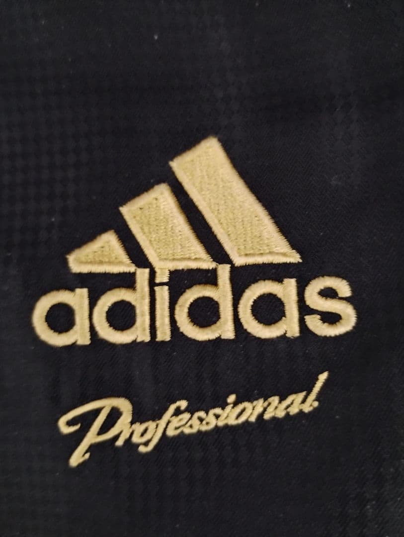 adidas 黒金 ストライプジャケット　セットアップ　プロフェッショナル　野球