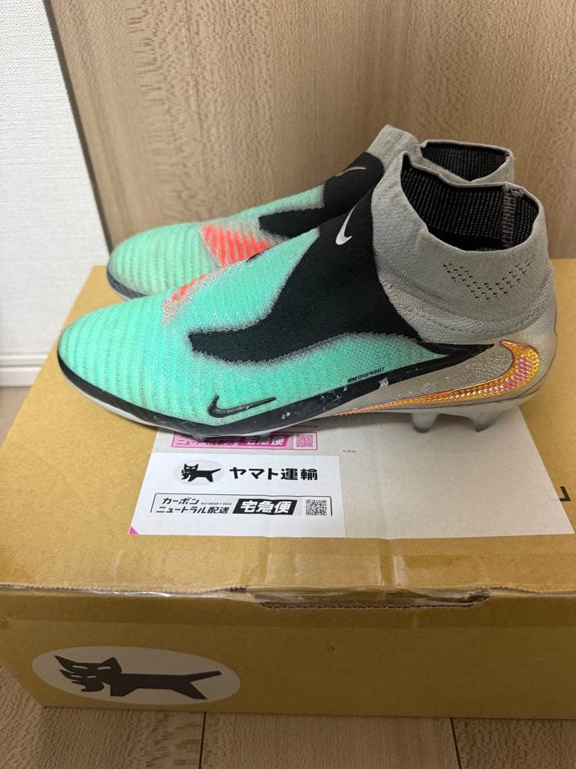 ナイキ　ファントム6 fg ハイカット　26センチ。