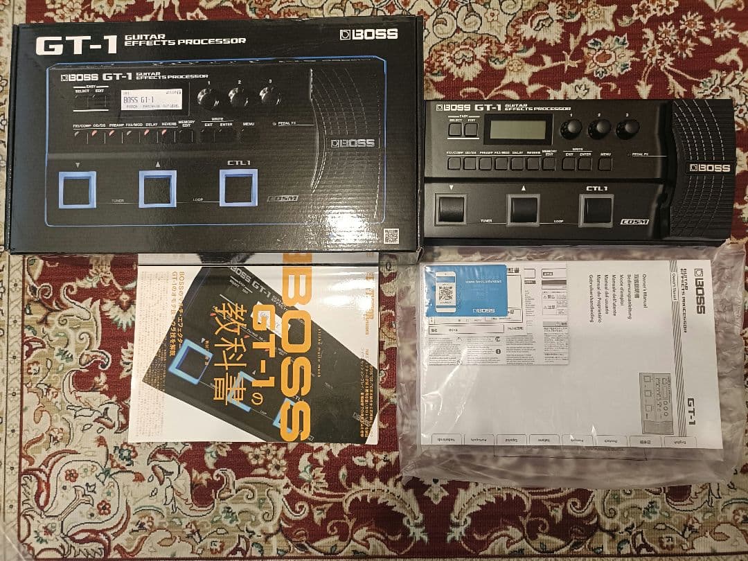 BOSS GT-1 Guitar Effects Processor+教科書