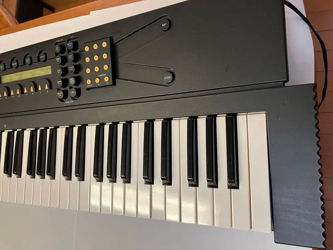 希少！ YAMAHA EOS シンセサイザー VoiceCard ケース付