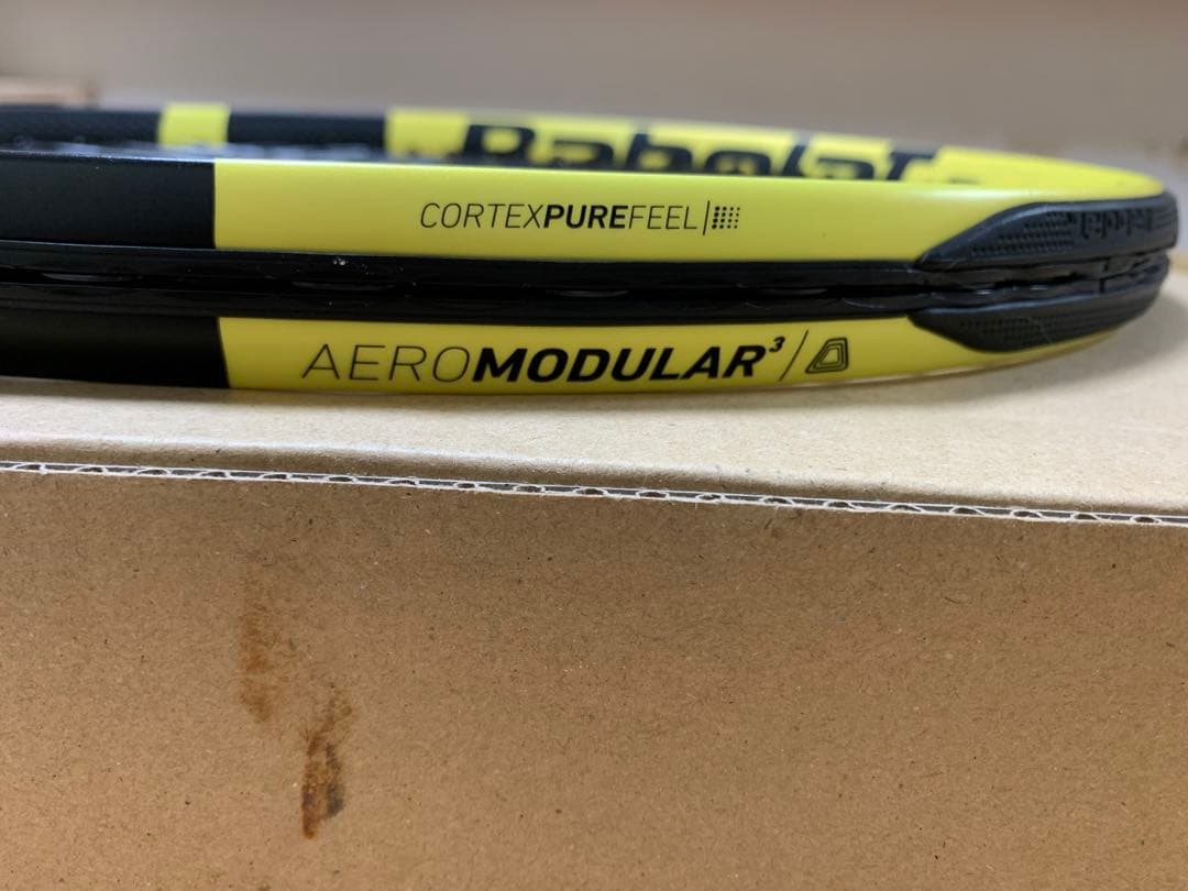 【美品】Babolat PURE AERO + （プラス）2019年モデル