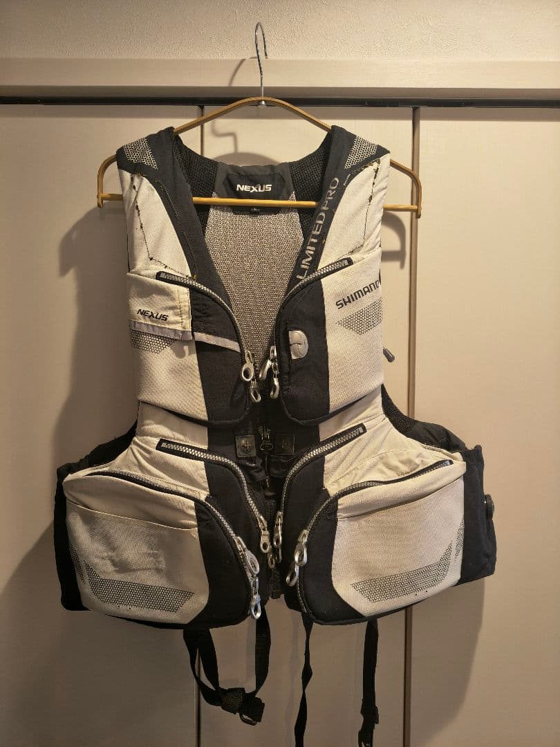 シマノ リミテッドプロ ウォッシャブルフローティングベスト VF-112K