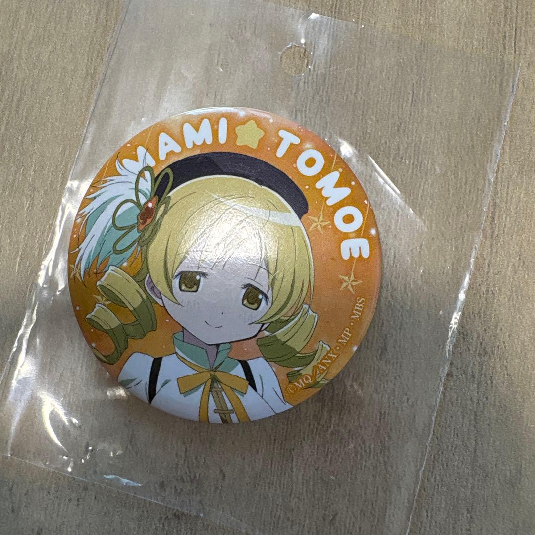 まどマギ ドンキ　コラボ　缶バッジ