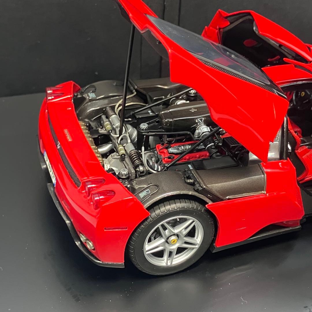 【美品】BBR 1/18 エンツォ・フェラーリ ダイキャスト フル開閉モデル