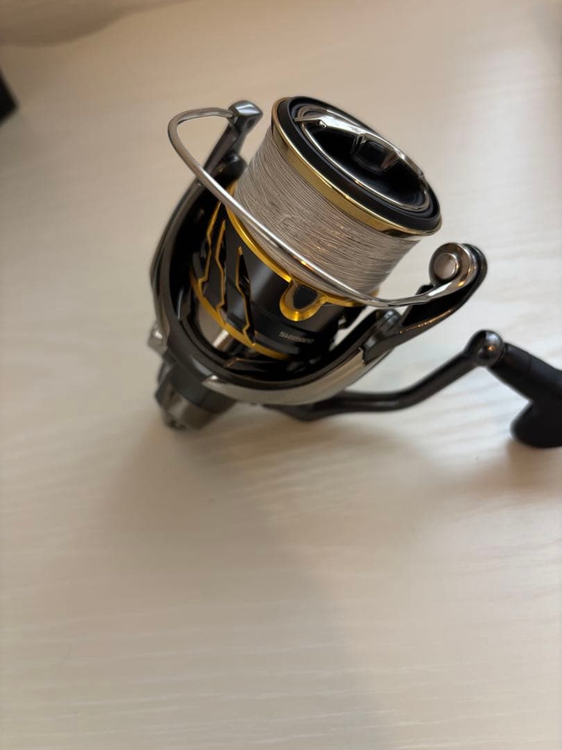 オーバーホール済み 20ツインパワーC3000MHG 【中古】
