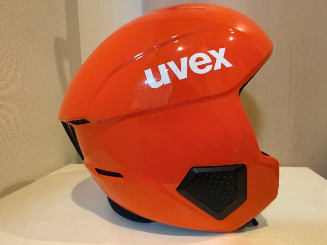 UVEX FIS対応 58-59 レーシングヘルメット チンガード付