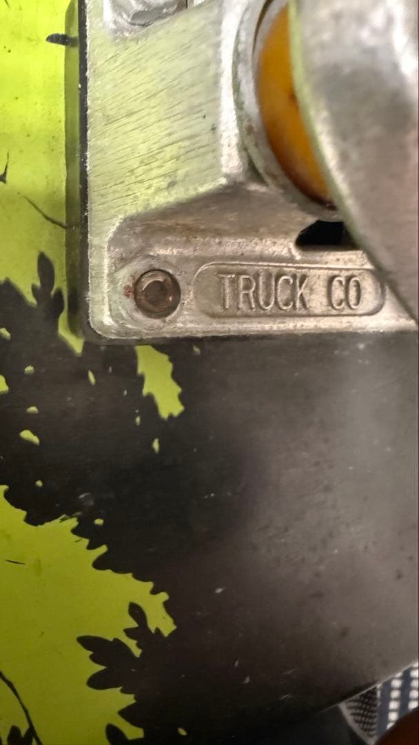 INDEPENDENT TRUCK グラフィックデッキ スケートボード